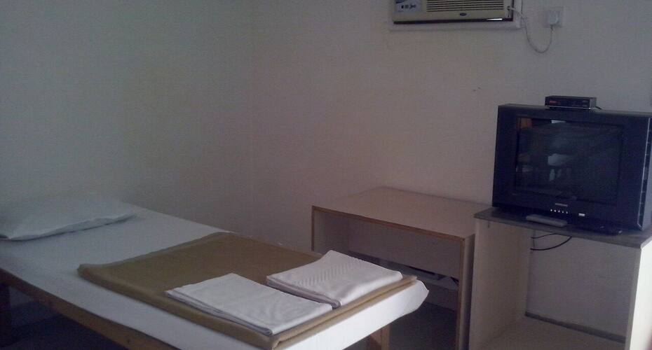 Hotel Shubham Green Valley, Chakrata 1